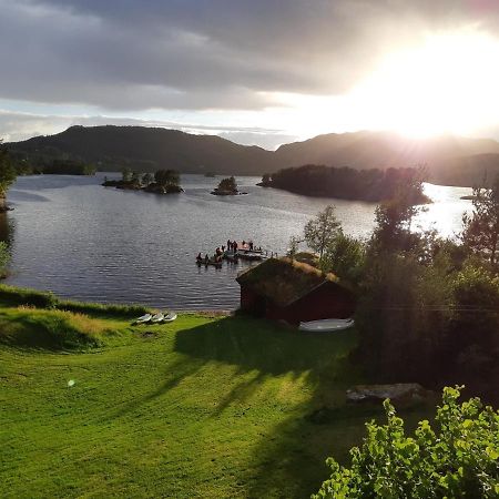 Teigen Leirstad, Feriehus Og Hytter Eikefjord Dış mekan fotoğraf