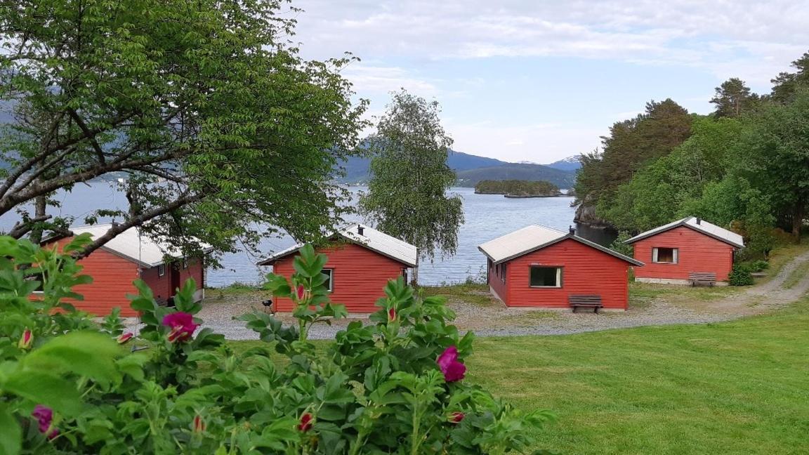 Teigen Leirstad, Feriehus Og Hytter Eikefjord Dış mekan fotoğraf